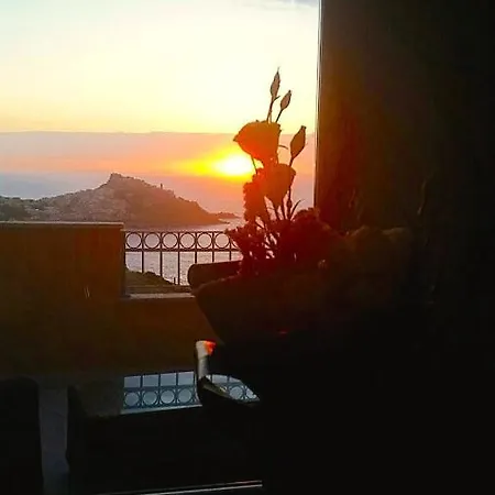 Con Terrazze Vista Mare * 카스텔사르도